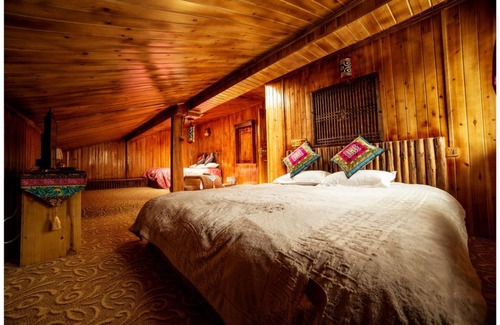Shangri-La Hotel | Yi's Hostel