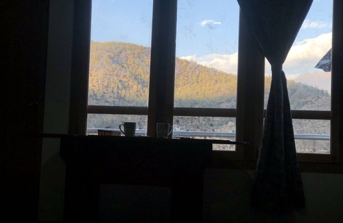 Paro House | Yiga Serviced Apartment located in the heart of Paro with fully furnished.