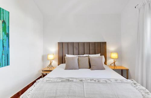 San Roque Villa | YOLO Spaces - Sotogrande White House Villa