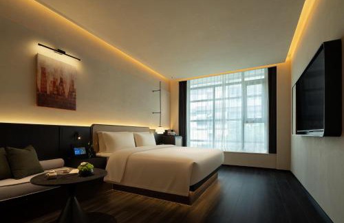 Tianhe Center Hotel | Yomanjo International Hotel -Guangzhou Tower Zhujiang NewTown Sports West Road Branch &地铁站- Canton Fair Exclusive Rate