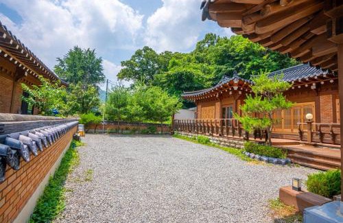 Yongin House | Yongin Yejik Hanok Pension