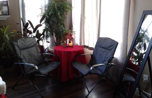 Northwest Edmonton Bed & Breakfast | You're Always Home 6 - Double Bed/Continental Breakfast - SEMI PRIVATE