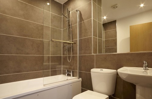 Brislington Villa | Your Apartment | Bristol Savoy Court - No.4