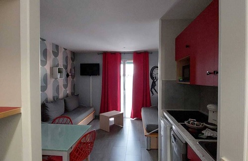 Serris Apartment | Your apartment is 2 steps from Disneyland Paris!