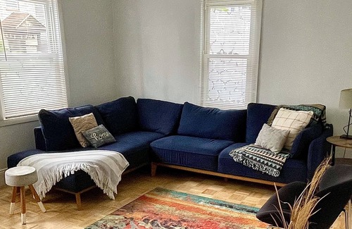 Hyde Square Condo | Your cozy home away from home, close to subway and downtown Boston