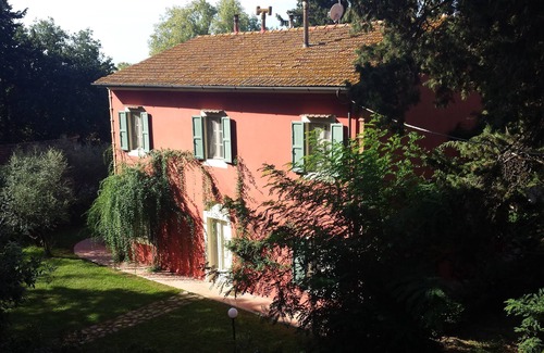 Rosignano Marittimo Villa | Your dream in Tuscany-truly relaxing in Tuscany perfect for families and friends