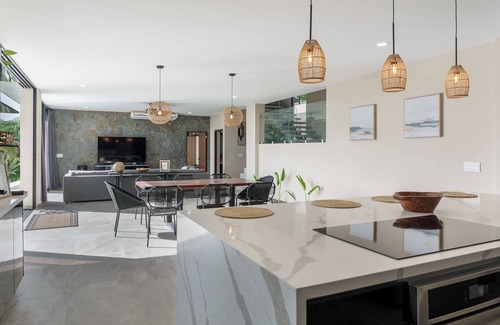 La Libertad Villa | Your dream coastal & mountain view paradise