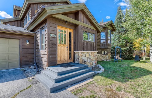 Frisco House | Your family mountain retreat, quiet side of Frisco