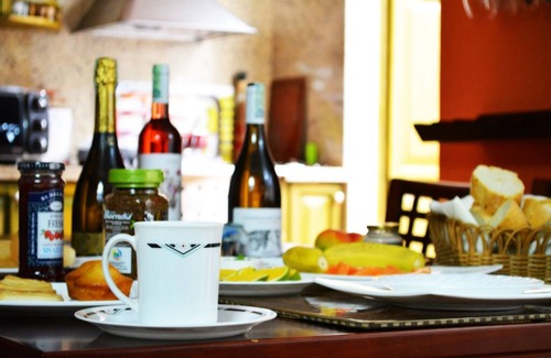 Santa Barbara Alta House | Your home away from home