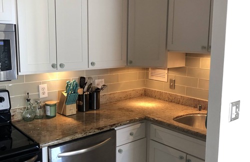Diamond Head - Kapahulu - St. Louis Apartment | Your home away from home in Honolulu