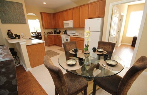 Trafalgar Village House | Your Home Away From Home, Close to Disney, Safe and Professionally Managed