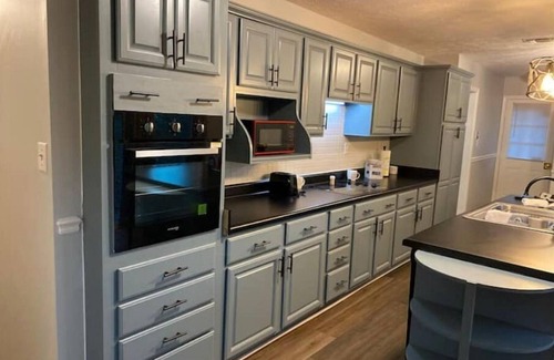 Macon House | Your home away from home