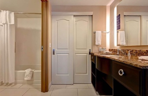 Albuquerque House | Your Home Away From Home! Pets Allowed, Free Breakfast, Full Kitchen!