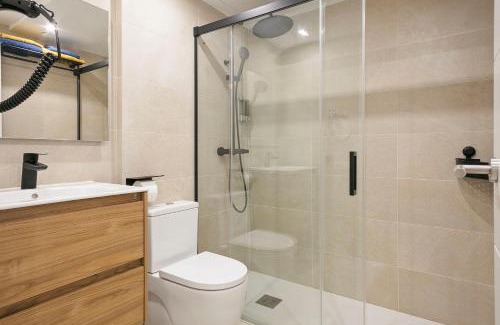 Collblanc y La Torrassa Apartment | YOUR HOME- Apartment Camp Nou 1