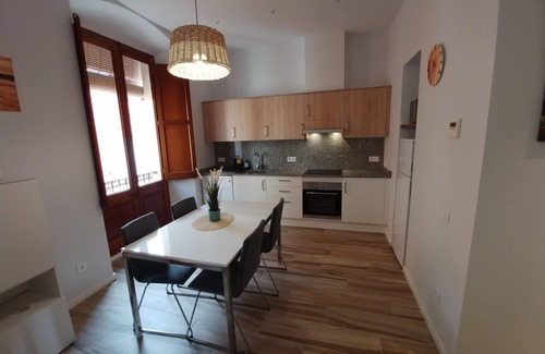 Palamos Apartment | Your Ideal Apartment on the Costa Brava: Space, Comfort and Charm in the Heart of Palamós 🏡🌊