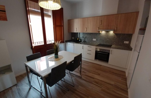 Palamos Apartment | Your Ideal Apartment on the Costa Brava: Space, Comfort and Charm in the Heart of Palamós 🏡🌊