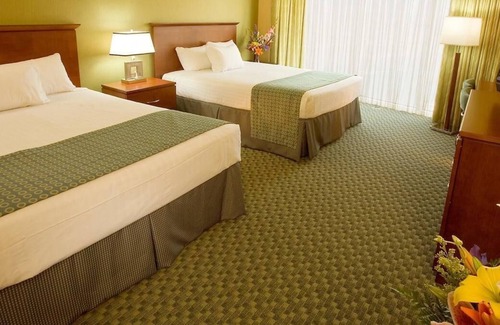 Laughlin House | Your Laughlin Adventure Starts Here! 2 Spacious Units, Onsite Dining, Gambling!