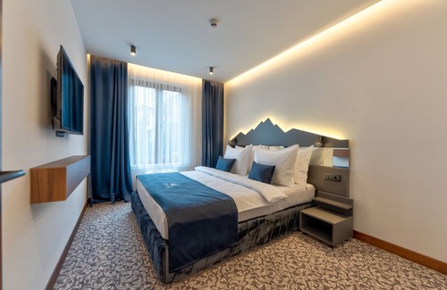 Zlatibor House | Your Oasis - Private Apt in Zlatibor's Finest 5-Star Spa Hotel - Family Getaway