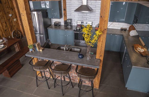 New Glasgow House | Your One-Of-A-Kind Experience on PEI. Near golf, beaches & restaurants!