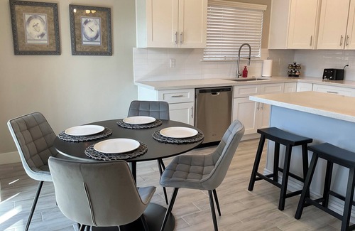 East Mesa House | Your own private retreat for all things East Mesa