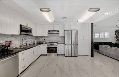 Las Vegas Apartment | Your Own Resort Close to the Strip