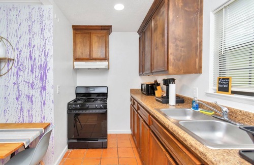 Montrose House | Your Perfect Private HideAway