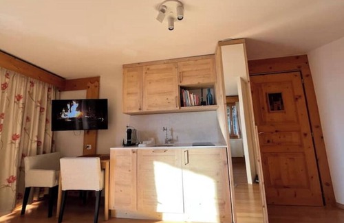 Arveyes House | Your Place in the Clouds