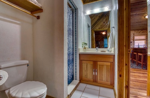 Jonesville House | Your Private Paradise