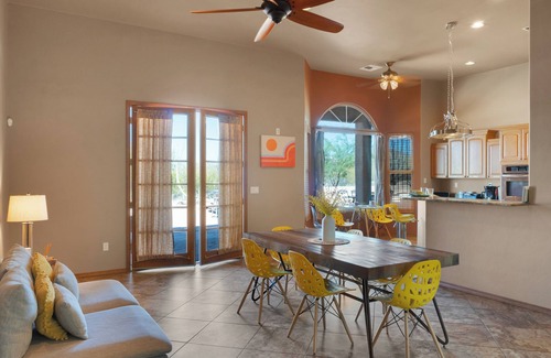 Picture Rocks House | YOUR VACATION AWAITS! Luxury home-Majestic views, Pool ,Hot tub. Summer discount