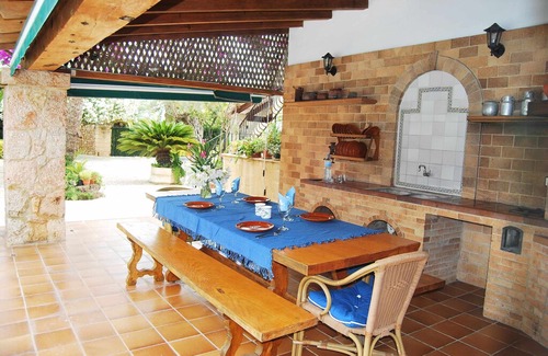 Les Palmeres House | YourHouse Malondra, spacious villa with private pool in Port de Pollença
