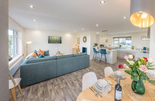 Criccieth House | Yr-Awel