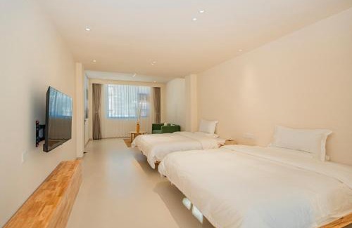 Dali Bed & Breakfast | Yunyuan Private Hot Spring Bed and Breakfast