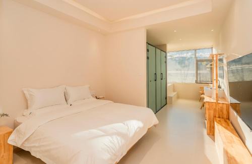 Dali Bed & Breakfast | Yunyuan Private Hot Spring Bed and Breakfast