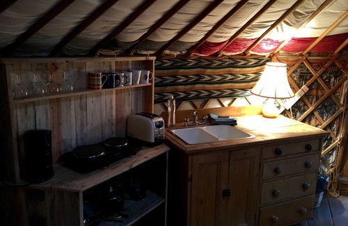 Whichford Cabin | Yurt (5m wide) in the Cotswolds perfect for a romantic getaway