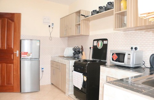 Nakuru Bed & Breakfast | Yvonne furnished home