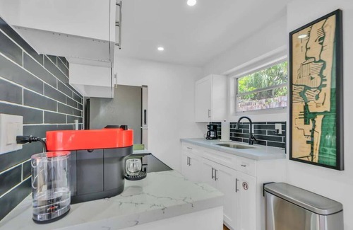 South Middle River House | Zach's Tropical Pool House