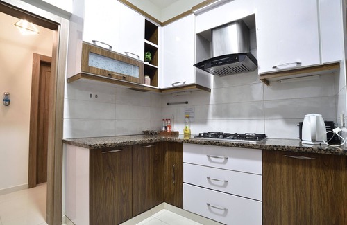 Karachi Apartment | Zaha Homes: Bright, Modern 3br Family-friendly apartment