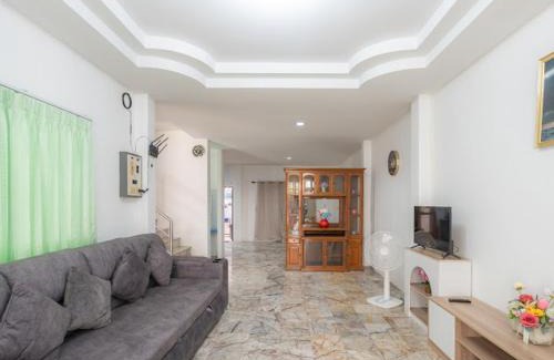 Khlong Hae House | Zaina Home Halal حل