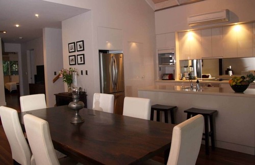 Mission Beach Apartment | Zama - Wongaling Beach - Beachfront Townhouse