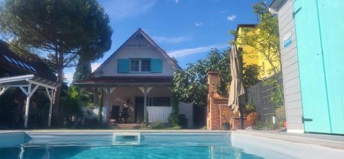 Zamardi Apartment | Zamardi private villa with own pool and huge garden, 150m to longest free beach at Balaton