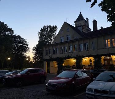 Nowecin Hotel | Zamek Nowęcin