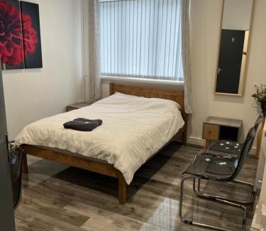 Stoke-on-Trent Hotel | Zams rooms