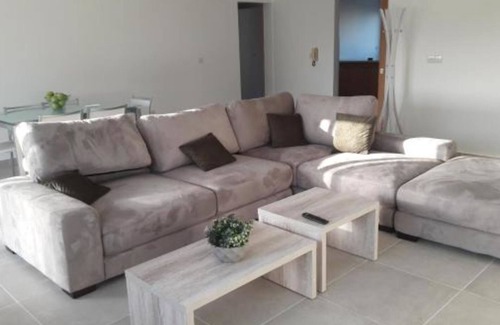 Agios Tychon House | Zana is a modern, and spacious place located at the heart of the tourist area.