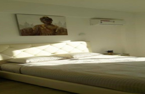 Agios Tychon House | Zana is a modern, and spacious place located at the heart of the tourist area.