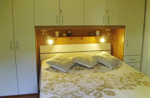 Zona Zara Apartment | Zara Cosy & Cheap Apartment - Easy Parking- 24 H open