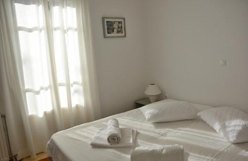 Kioni House | Zaros House. Two-Bedroom Traditional House with Sea Views in Kioni.