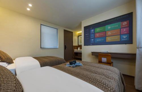 Shangri-La House | Zemulong Inn - Shangri-La, Dukezong Ancient Town, Moonlight Plaza