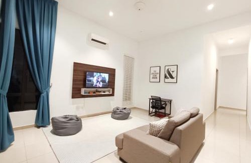 Labu Apartment | Zen Clan Homestay 15mins Sepang, KLIA, USIM, Nilai