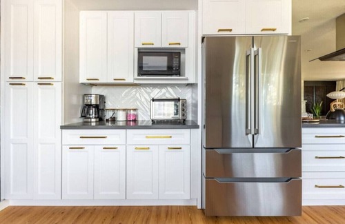 Amazon Apartment | Zen Haus suite A&B ·