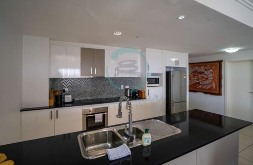Darwin City Centre Apartment | Zen Mitchell: Rooftop ~ Outdoor Dining ~ Oceanview